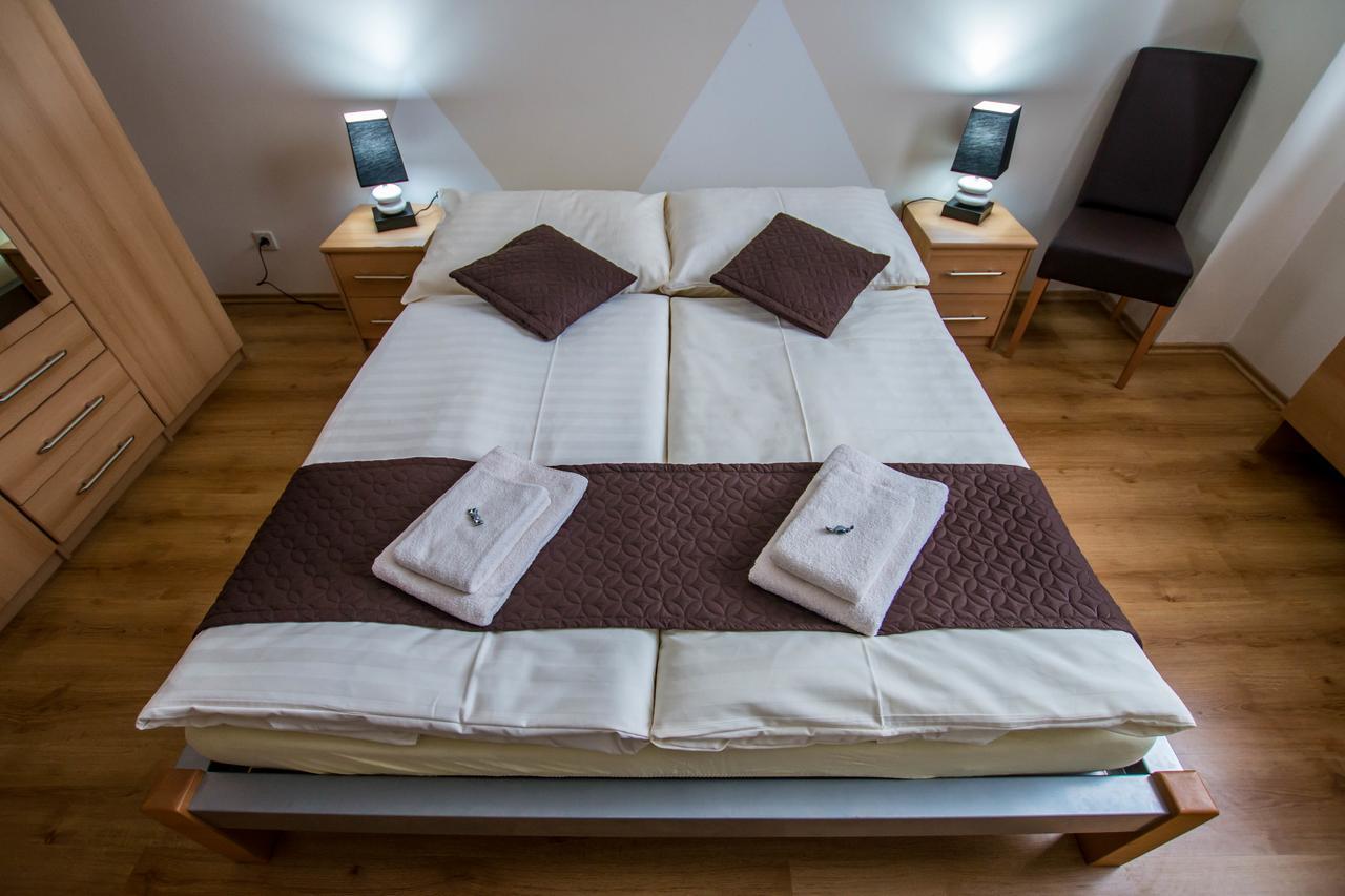 Penzion Fit - Contactless Check In Zvolen Buitenkant foto