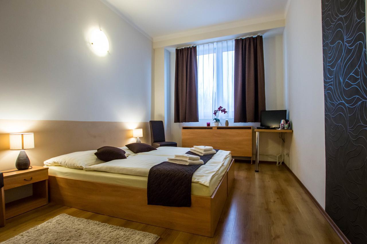 Penzion Fit - Contactless Check In Zvolen Buitenkant foto